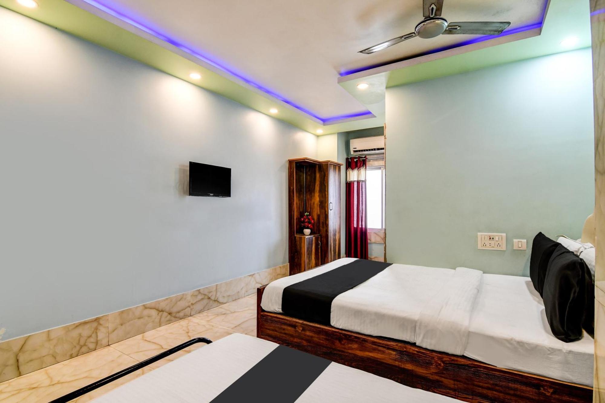 Super Collection O Raj Guest House Near Kolkata Airport Gauripur  Ngoại thất bức ảnh