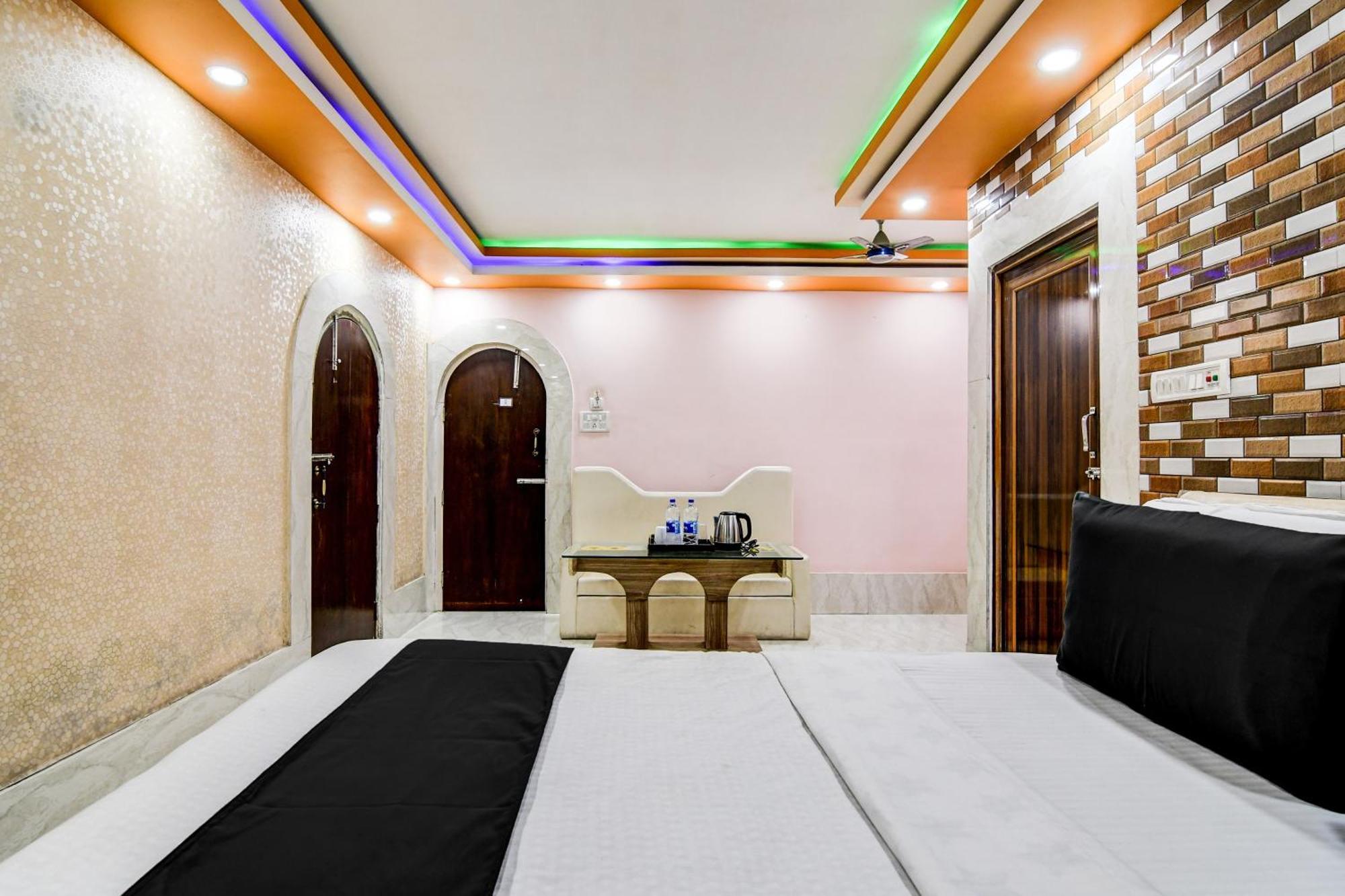 Super Collection O Raj Guest House Near Kolkata Airport Gauripur  Ngoại thất bức ảnh