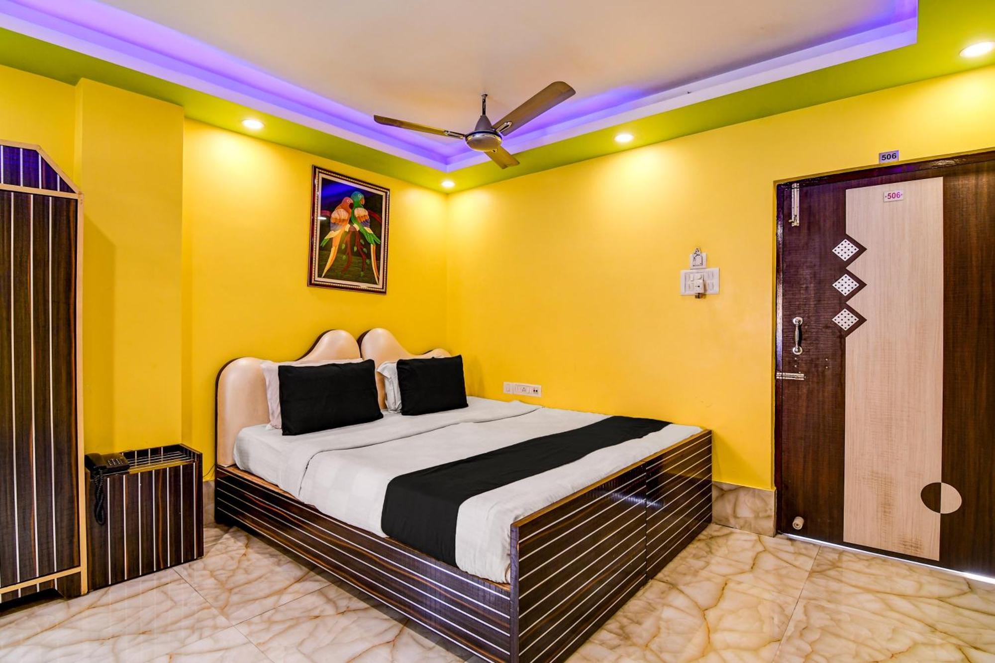 Super Collection O Raj Guest House Near Kolkata Airport Gauripur  Ngoại thất bức ảnh